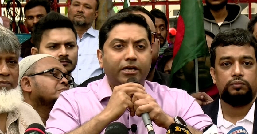 ভারতের সাথে নতজানু পররাষ্ট্রনীতির বদলে মর্যাদা ও ন্যায্যতার সম্পর্ক চাই: ববি হাজ্জাজ