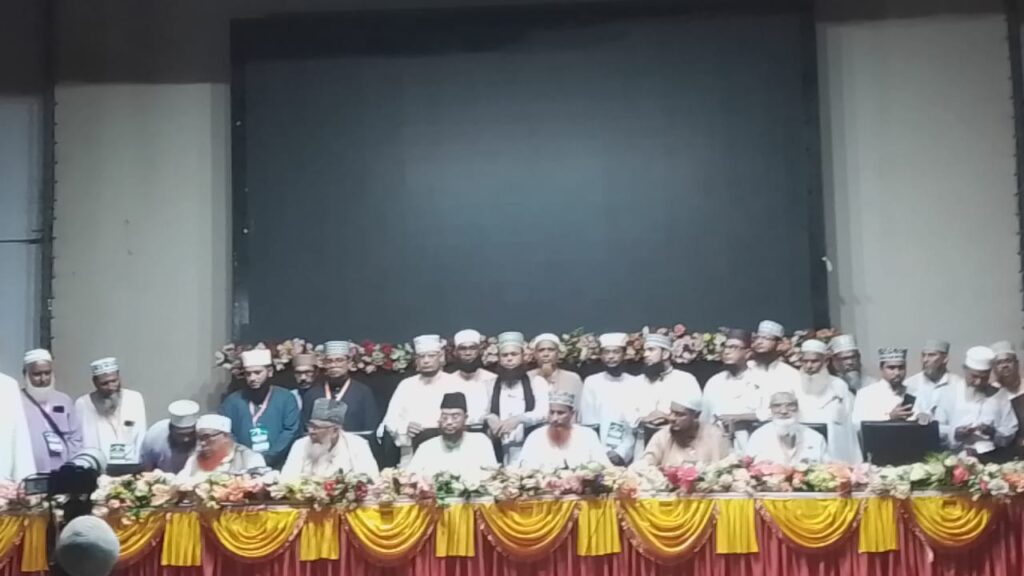 সাতক্ষীরায় জাতীয় ইমাম সমিতির ত্রি-বার্ষিক কাউন্সিল অধিবেশন অনুষ্ঠিত