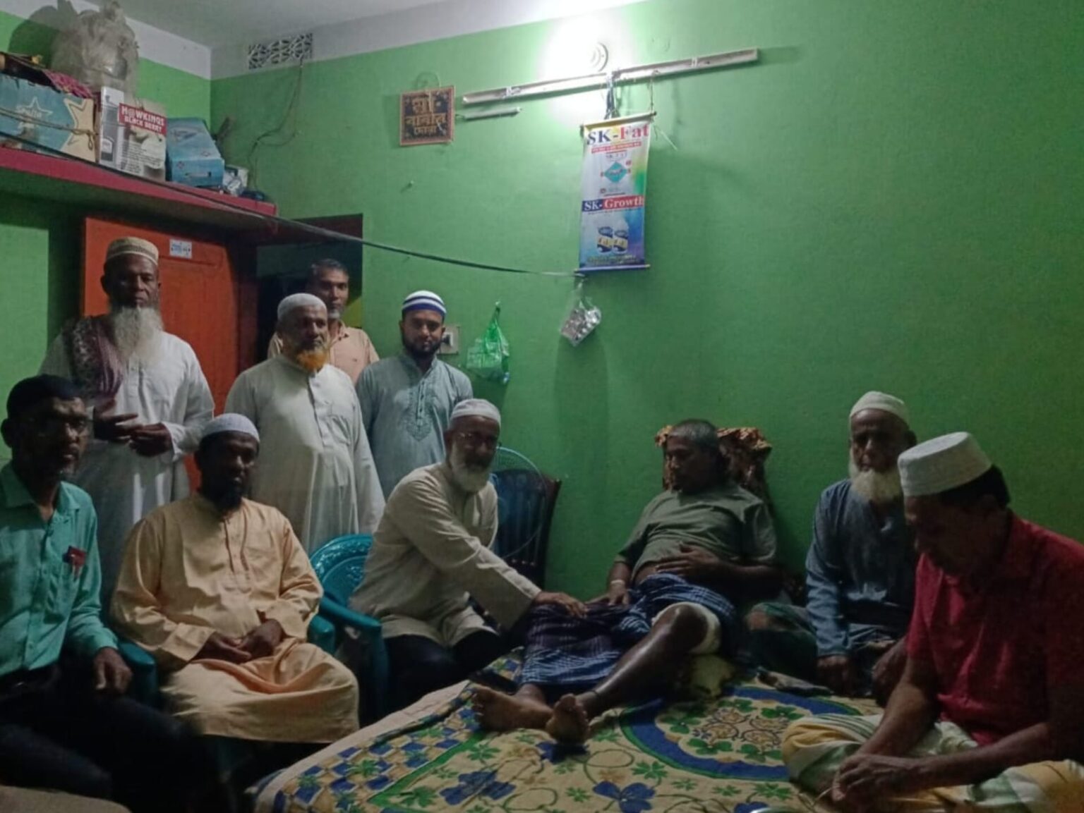 ব্রহ্মরাজপুর ইউনিয়ন জামায়াত নেতৃবৃন্দ অসুস্থ মহাসীন হোসেনের খোঁজখবর নিলেন