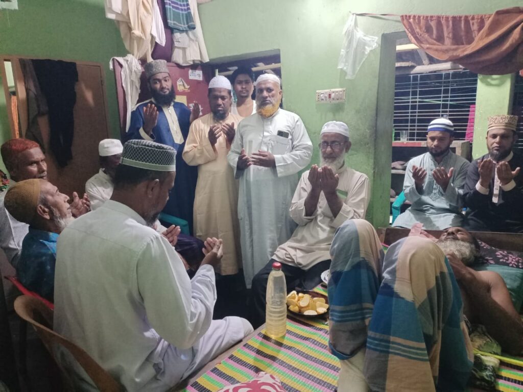 কালেরডাঙ্গার ফজলুর রহমানের জন্য ব্রহ্মরাজপুর ইউনিয়ন জামায়াত নেতৃবৃন্দের দোয়া
