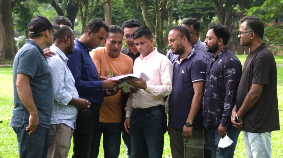 নিয়োগবঞ্চিত ৩৩০ পুলিশ কর্মকর্তার ১৭ বছর মানবেতর জীবনযাপন