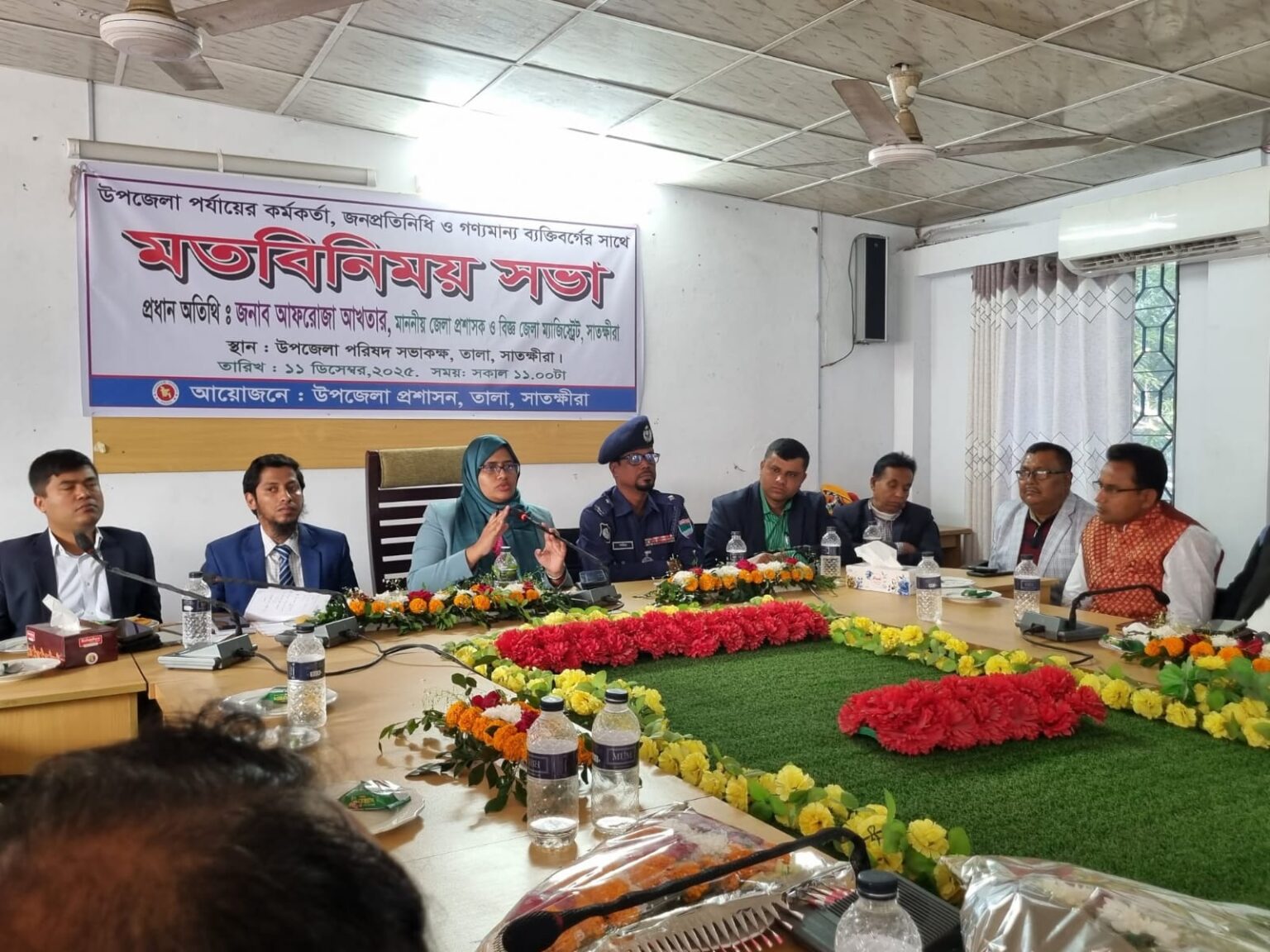 তালায় নবাগত জেলা প্রশাসকের সাথে বিভিন্ন শ্রেণী পেশার মানুষের মতবিনিময় সভা।