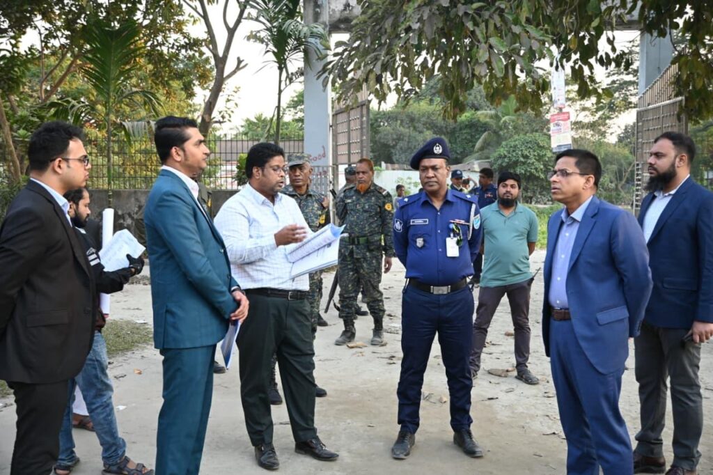 নারায়ণগঞ্জে জেলা প্রশাসকের নির্বাচনী কেন্দ্র পরিদর্শন