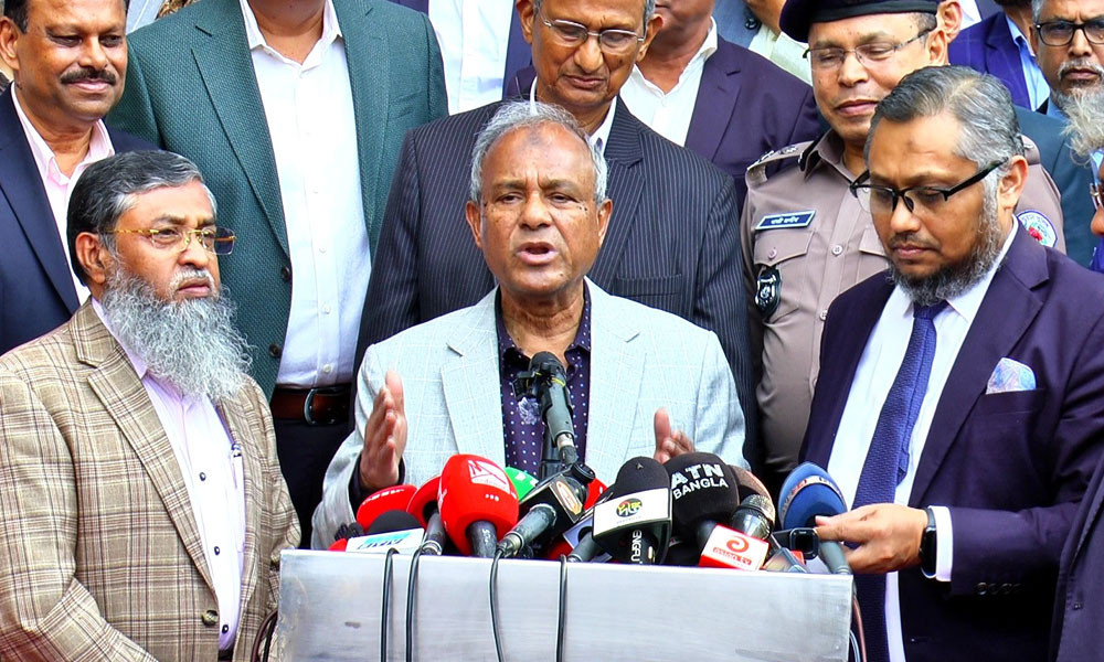 মাসুদের প্রার্থিতা প্রত্যাহার ‘ব্যক্তিগত ইচ্ছা’: স্বরাষ্ট্র উপদেষ্টা