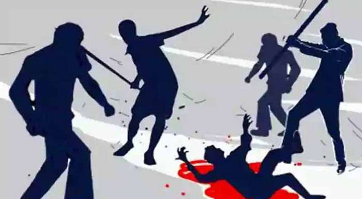 সোনারগাঁয়ে দাবিকৃত টাকা না পেয়ে ট্রাকক্টর চালকের বাম পা ভেঙ্গে একই পরিবারের পিতাপুত্রসহ আহত -৩