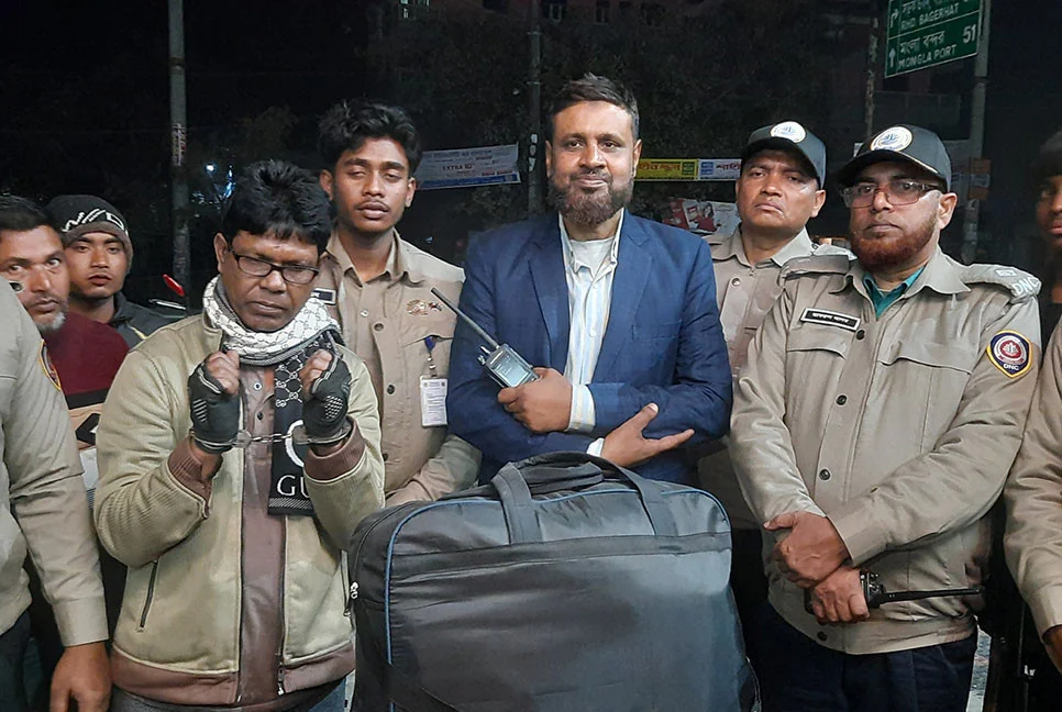 বাগেরহাটে মাদক কারবারি আটক