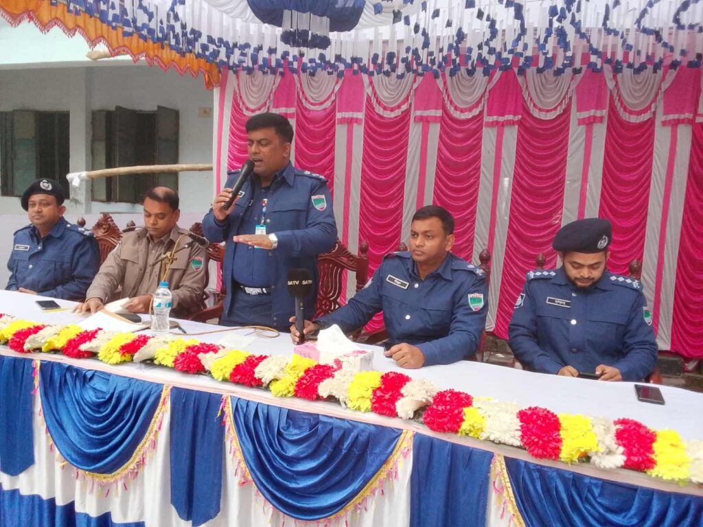 তালার কুমিরায় আইন শৃঙ্খলা বিষায়ক মত বিনিময় সভা অনুষ্টিত।