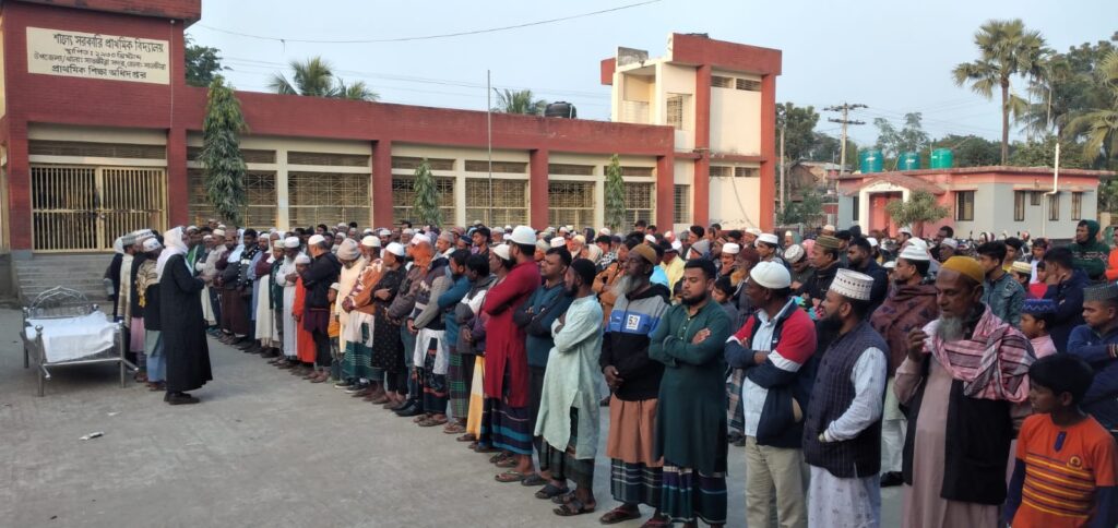 ব্রহ্মরাজপুরের শাল্যে সাব-রেজিস্ট্রি অফিসের দলিল লেখক সমিতির সাবেক সেক্রেটারি আলহাজ্ব খলিলুর রহমানের জানাজা অনুষ্ঠিত