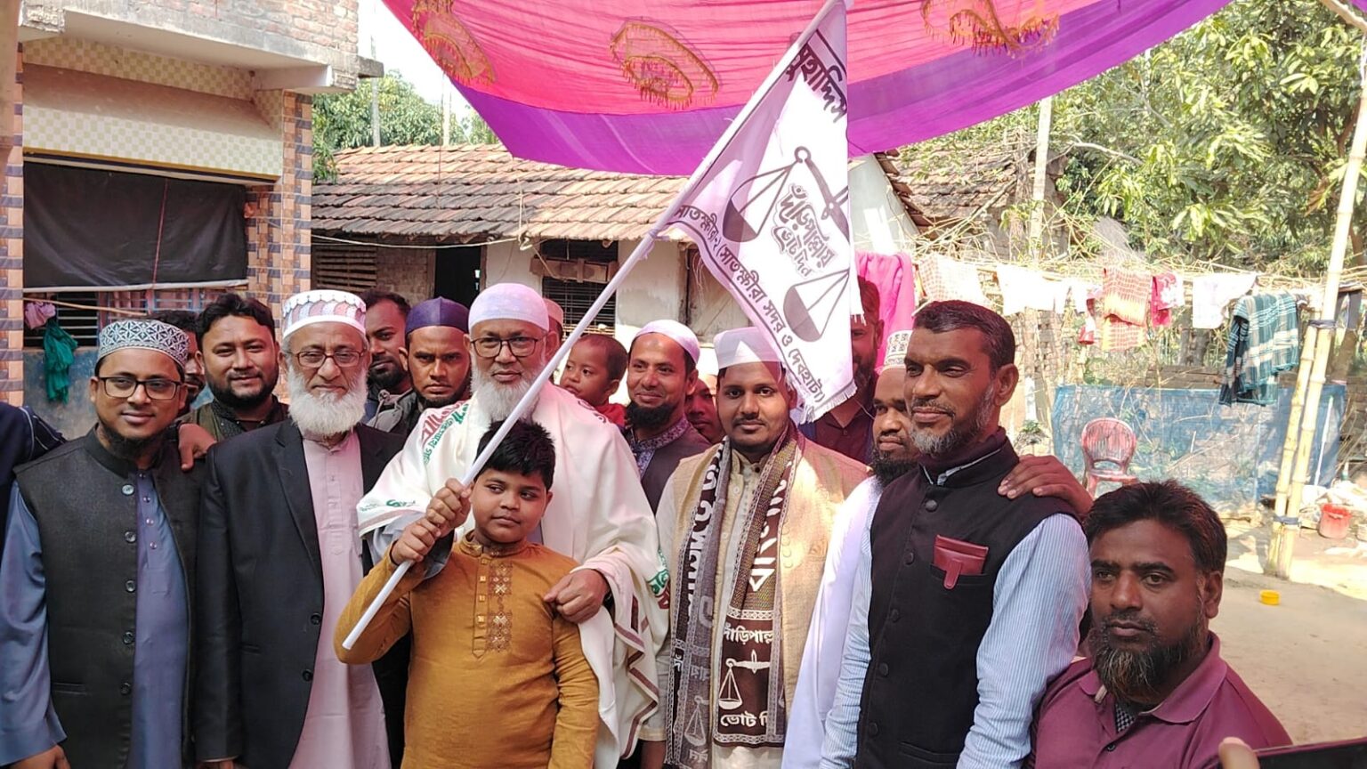 ব্রহ্মরাজপুর ইউনিয়নে মুহাদ্দিস আব্দুল খালেকের গণসংযোগ ও মতবিনিময় কর্মসূচি সম্পন্ন