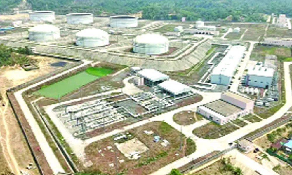 ফেলে রাখা হয়েছে হাজার কোটি টাকার তেল পাইপলাইন