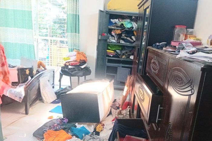 সিদ্ধিরগঞ্জে দুর্ধর্ষ ডাকাতি, কোটি টাকার মালামাল লুট