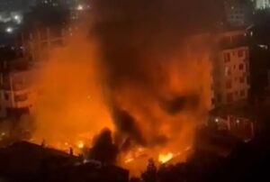 রাজধানীর তুরাগে বস্তিতে আগুন, কাজ করছে ফায়ার সার্ভিসের ৫ ইউনিট