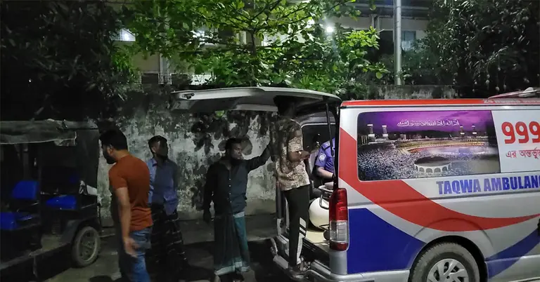 নারায়ণগঞ্জের পোশাক কারখানায় শ্রমিকের মরদেহ, পরিবারের দাবি হত্যা