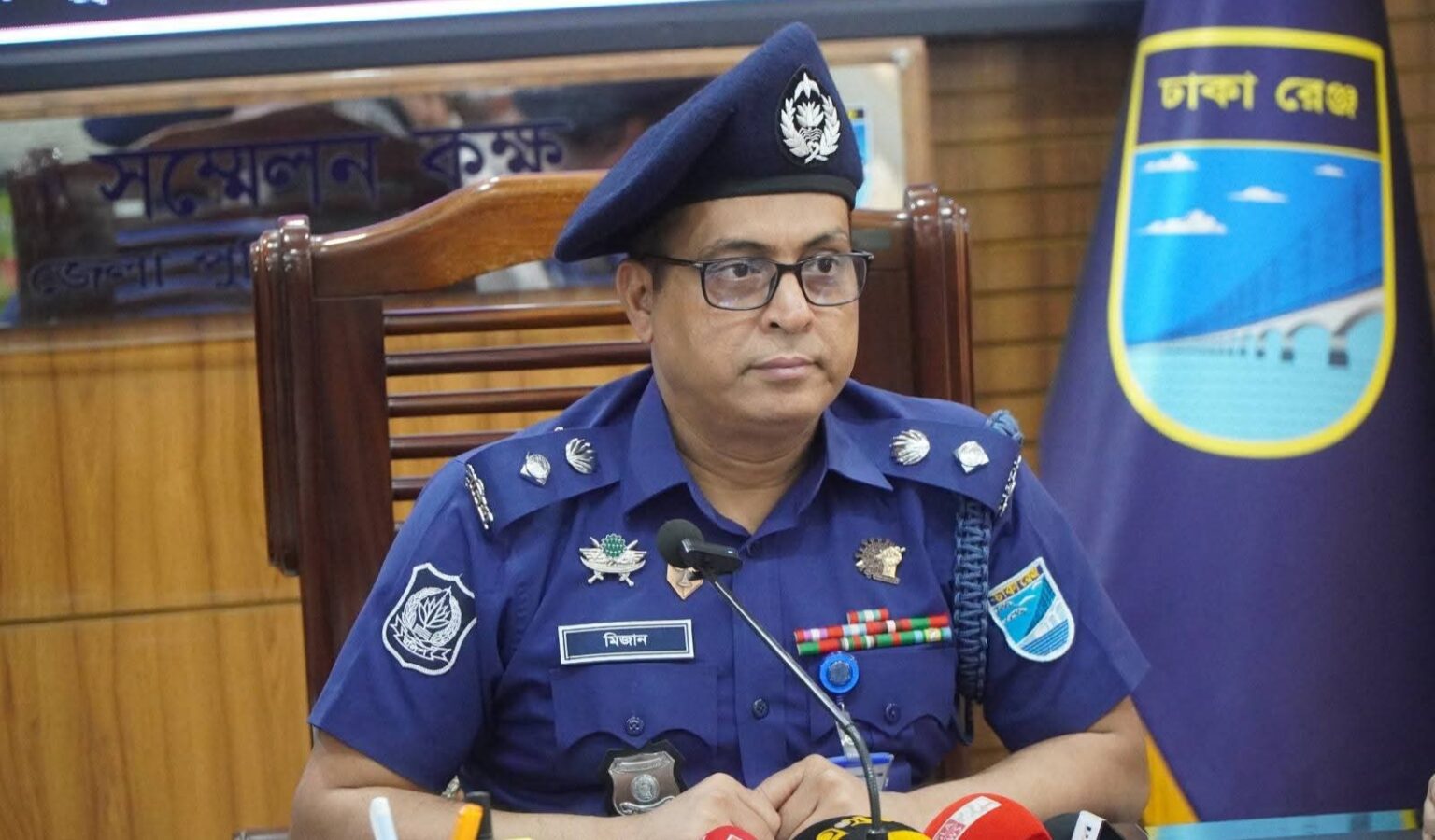 দুর্নীতি ও হয়রানির বিরুদ্ধে ‘জিরো টলারেন্স:একাধিক পুলিশ কর্মকর্তার বিরুদ্ধে শাস্তিমূলক ব্যবস্থায় সর্বমহলে প্রশংসিত এসপি মিজানুর রহমান