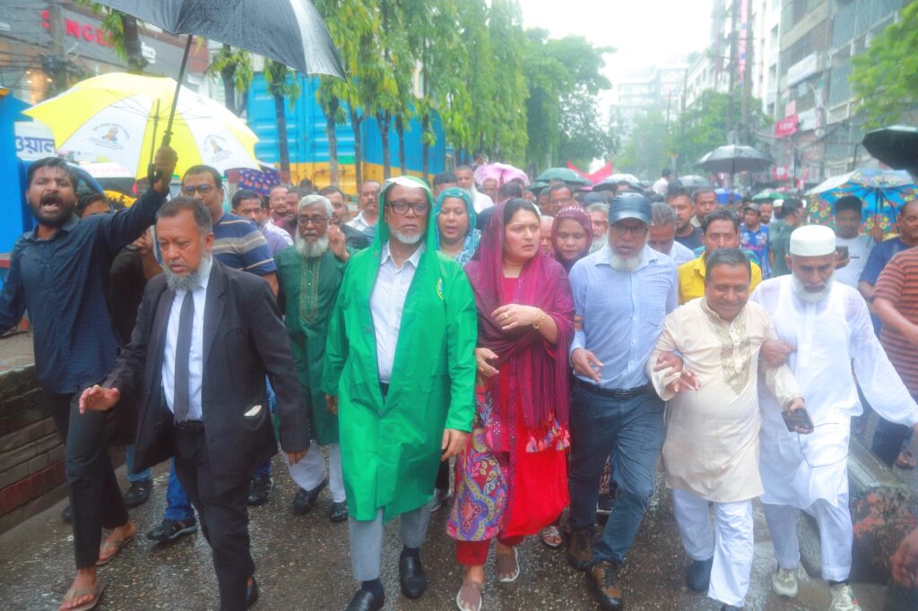 তারেক রহমানকে নিয়ে কটূক্তির অভিযোগে মহানগর বিএনপির বিক্ষোভ মিছিল
