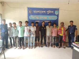 সিদ্ধিরগঞ্জে পুলিশের অভিযানে মাদকসহ আটক ২০