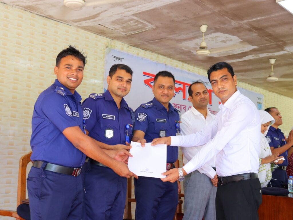 কর্মদক্ষতা ও পেশাদারিত্বের স্বীকৃতি, দ্বিতীয়বার পুরস্কৃত ডিএসবি ফতুল্লা জোনের হুমায়ুন কবির