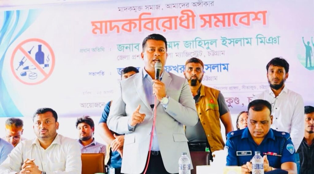 ৯টা–৫টার দায়িত্বে সমাজ বদলাবে না: ডিসি জাহিদ