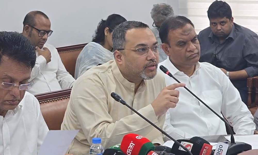১০০ গুণী শিক্ষককে সম্মাননা দেওয়ার সিদ্ধান্ত হচ্ছে : মাহদী আমিন