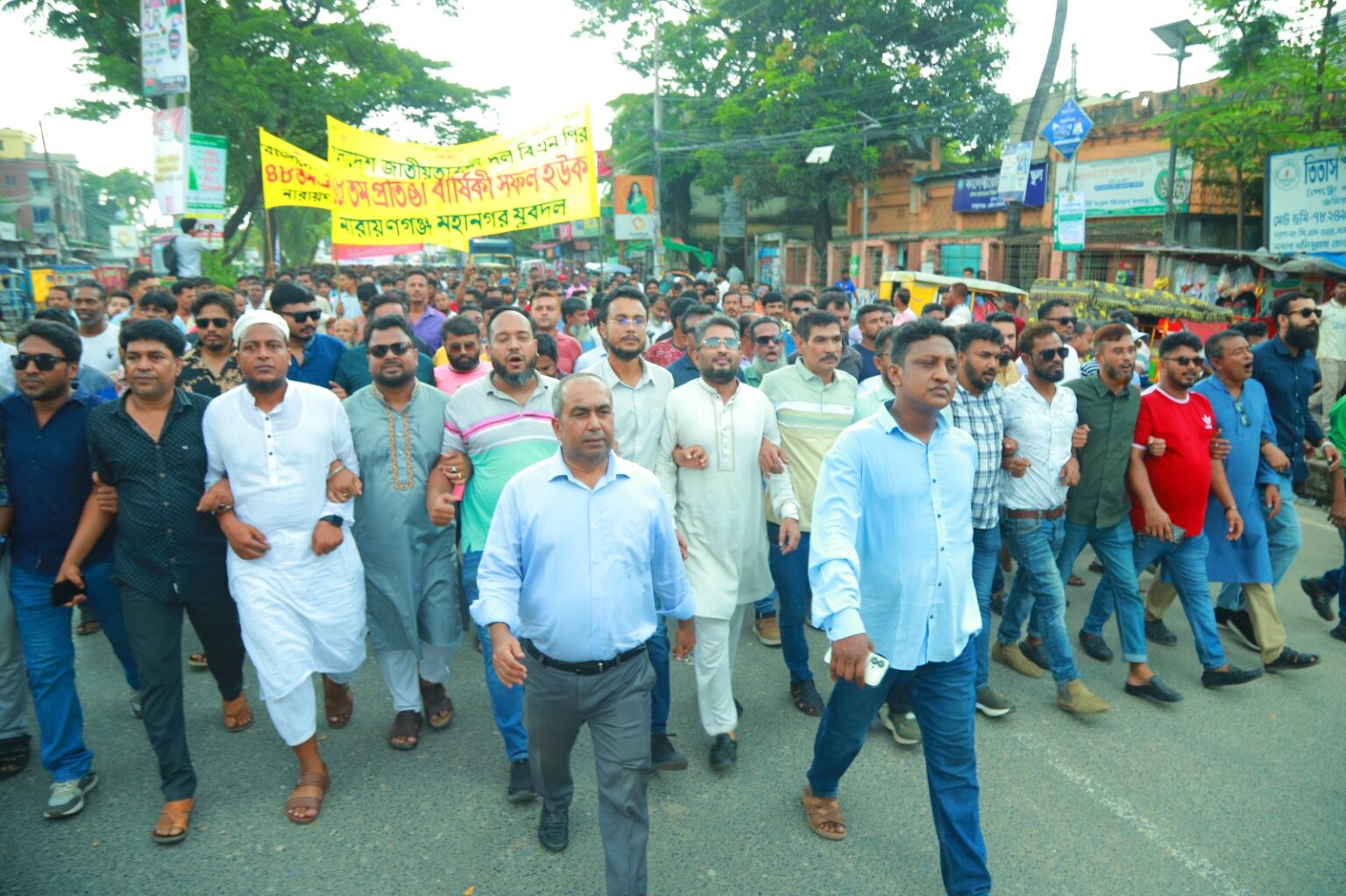 সজল-সাহেদের মহানগর যুবদলের বিশাল শোডাউন