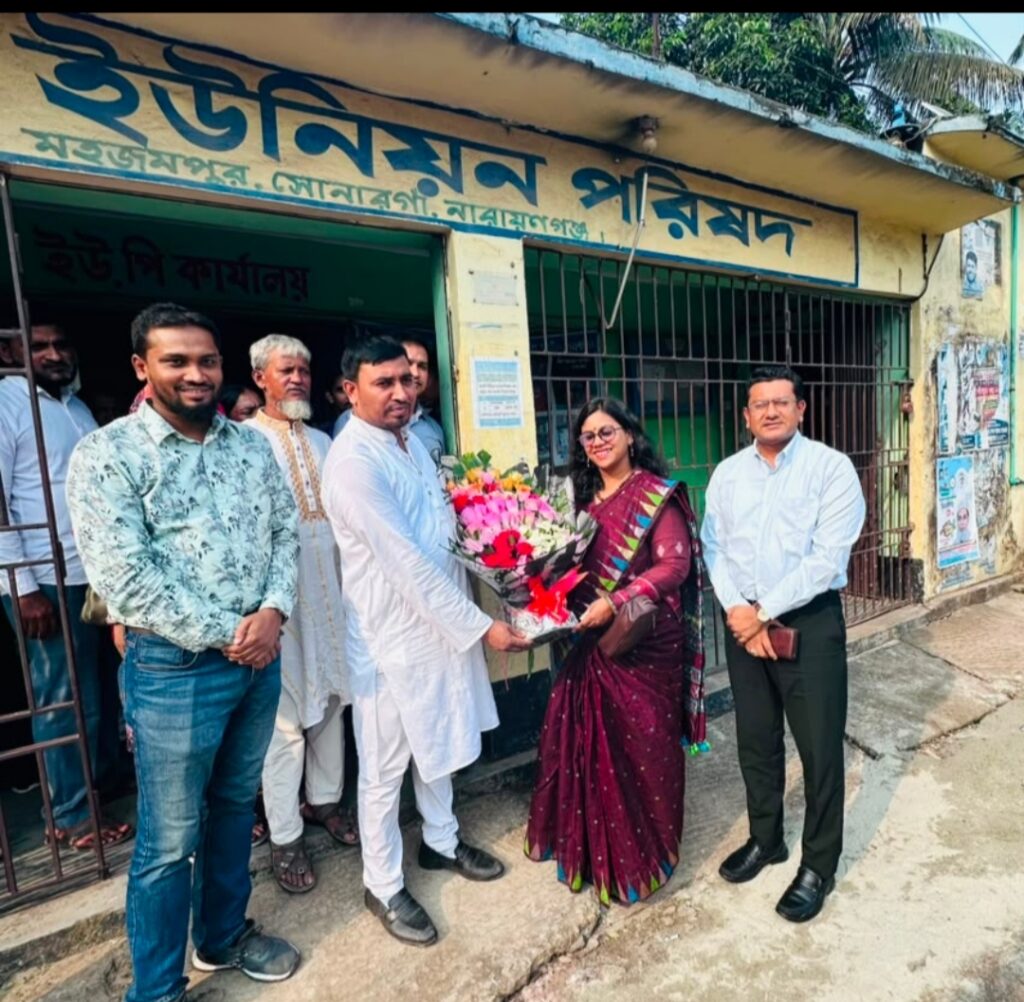 জামপুর ইউনিয়ন পরিষদ পরিদর্শনে উপ পরিচালক নিলুফা ইয়াসমিন