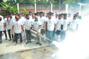 খানপুর ৩০০ শয্যা হাসপাতালে মহানগর যুবদলের পরিচ্ছন্নতা ও মশক নিধন কর্মসূচি