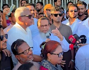 ঘাপটি মেরে থাকা সুবিধাবাদীদের বিষয়ে সতর্ক থাকতে হবে: এমপি আবুল কালাম
