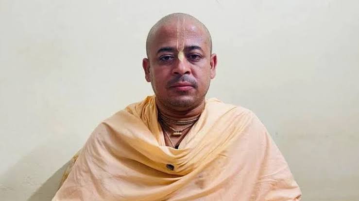 দুই মামলায় জামিন পেলেন চিন্ময় কৃষ্ণ দাস
