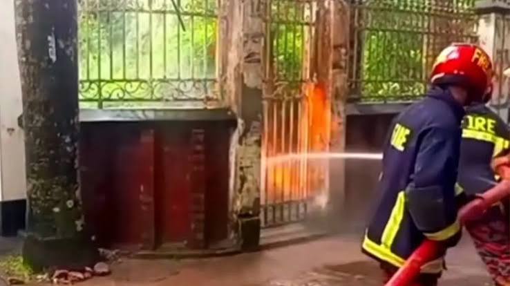 বজ্রপাত থেকে জ্বালানিমন্ত্রী টুকুর বাসায় আগুন