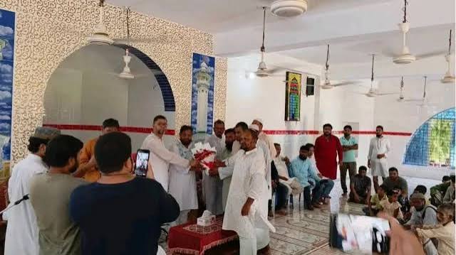মসজিদে চেয়ার-টেবিল ও সোফা বসিয়ে বিএনপি এমপির সভা