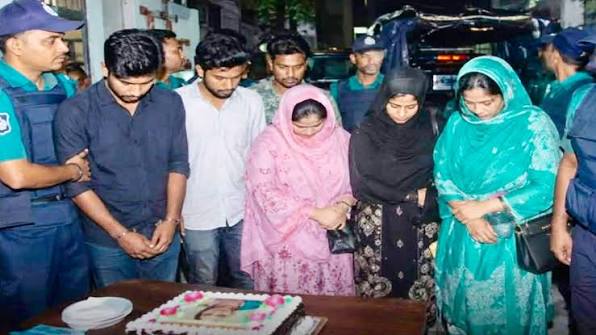 শেখ হাসিনার জন্মদিন পালনের অভিযোগে নারীসহ আটক ৭
