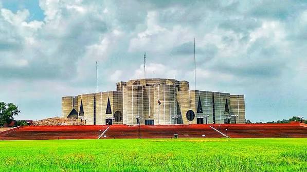 জানুয়ারিতে সংসদে উঠবে সংবিধান সংশোধন বিল, পাস হলেই হবে গণভোট