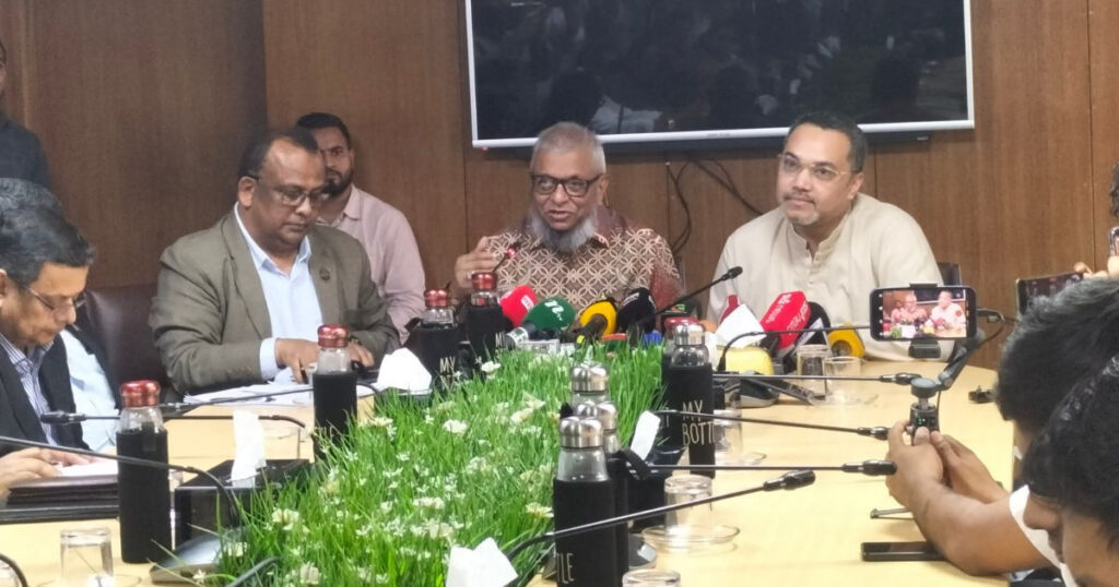 মালয়েশিয়ায় প্রথম ধাপে ১০ হাজার শ্রমিক পাঠানোর সিদ্ধান্ত
