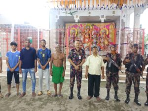 সাতক্ষীরায় দুর্গাপূজার নিরাপত্তায় ৩০০ বিজিবি সদস্য মোতায়েন