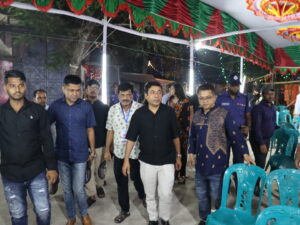 নারায়ণগঞ্জে বন্দর ও সিদ্ধিরগঞ্জের পূজামণ্ডপ পরিদর্শনে এসপি