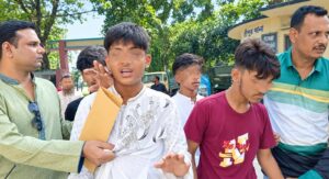 শ্রীপুরে যুবলীগের ব্যানারে মিছিলের অভিযোগ, ৮ কিশোর আটক