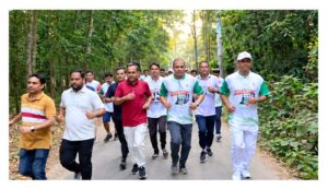‘শুরু করুন দৌড়, বন্ধ করুন মাদক’ স্লোগানে নয়নপুরে ২৫ কিলোমিটার মাদকবিরোধী ম্যারাথন