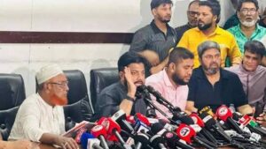 আমাকে টার্গেট করা হয়েছে, পদত্যাগের ঘোষণায় ইশরাক